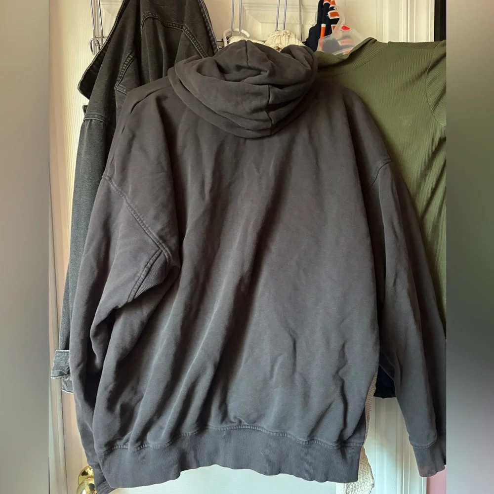 Gymshark hoodie size L - Picture 2 of 6